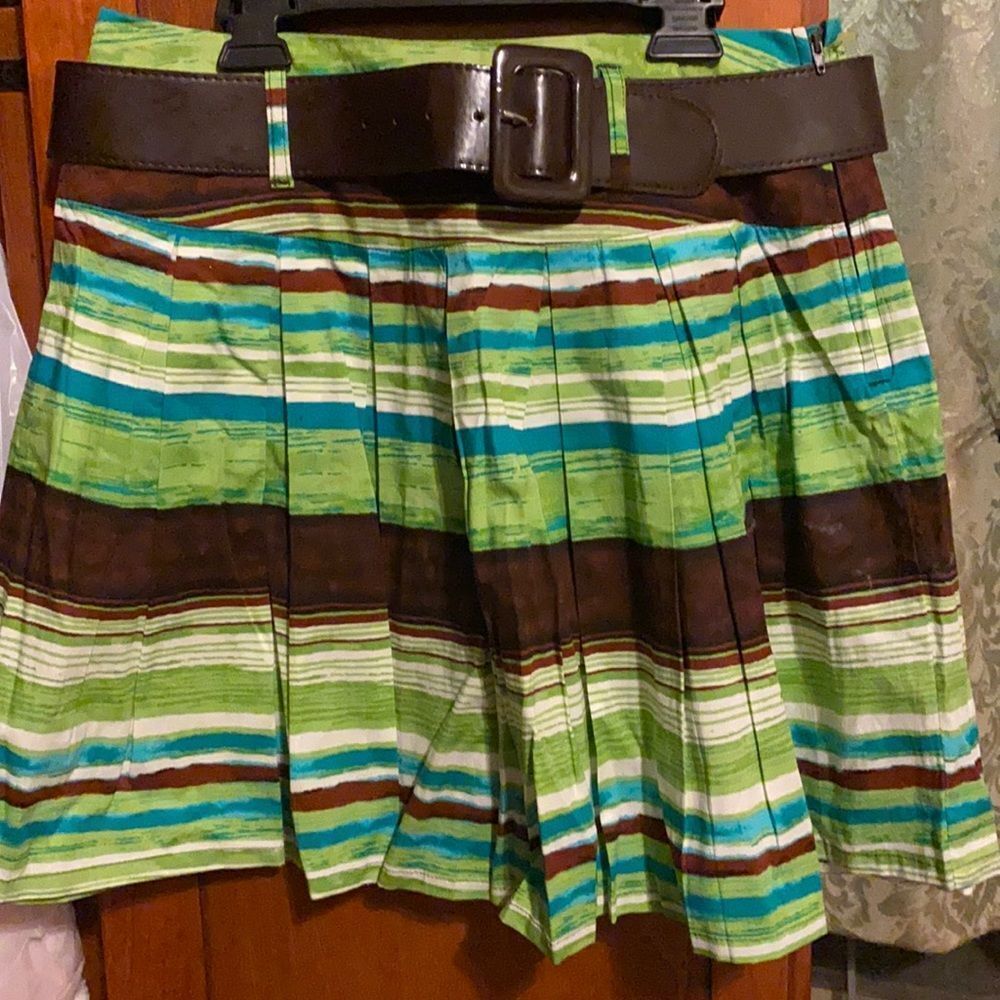 Chime Belted Skirt sz. M